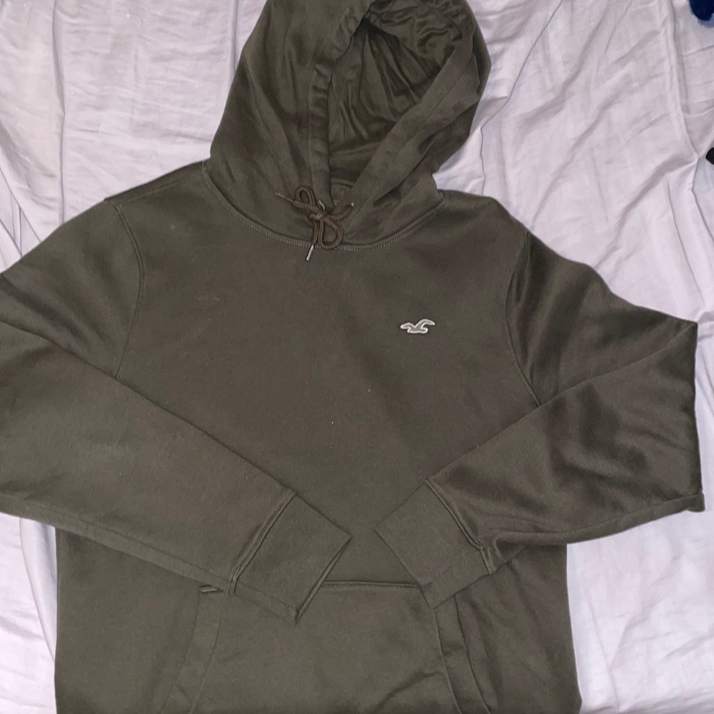 Hollister hoodie size medium